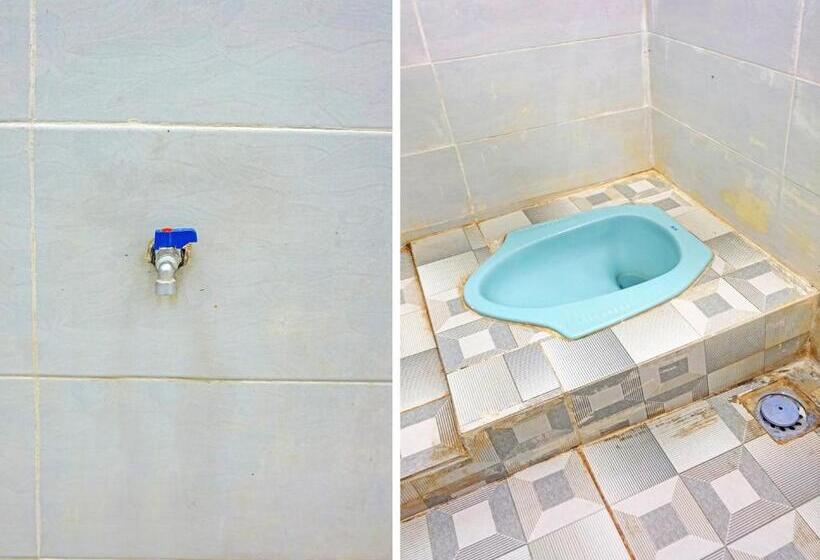 Отель Spot On 92183 Komang Resort Klayar