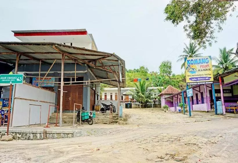 ホテル Spot On 92183 Komang Resort Klayar