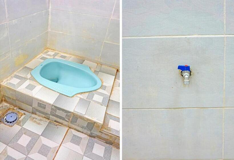 Отель Spot On 92183 Komang Resort Klayar