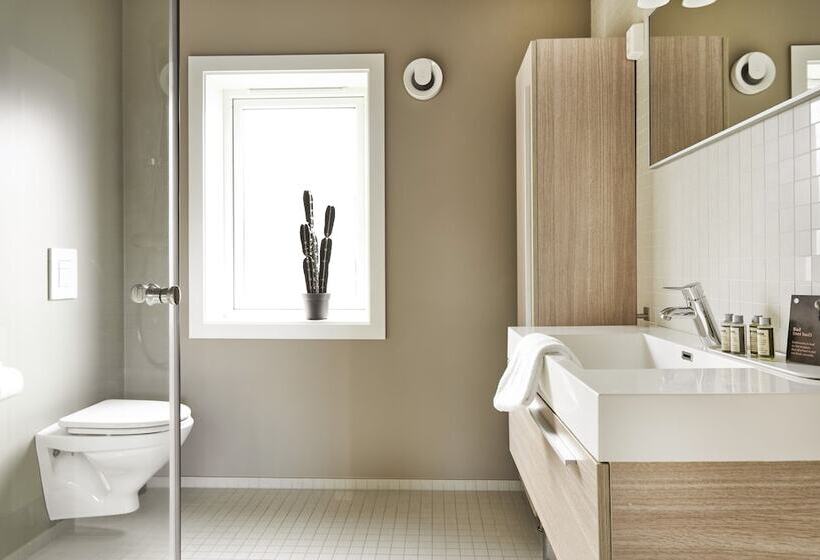 Krüger S Crib By Staysville