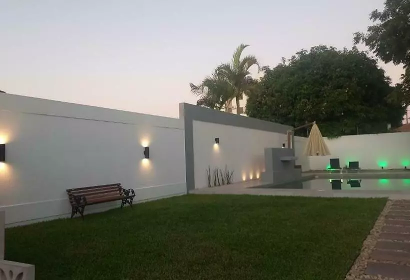 Majatalo 661 Hospedagem