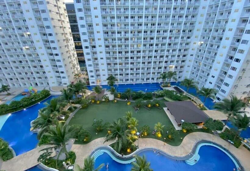 Shore Residences Moa Complex Staycation