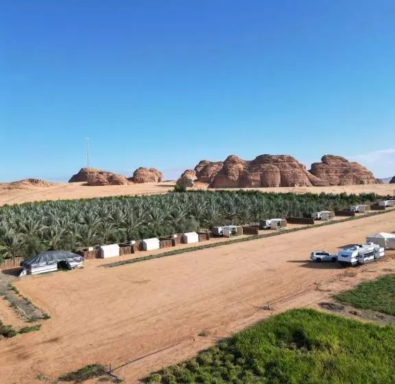 ユースホステル منتجع واحة الفريد للايواء السياحي بمدينة العلا