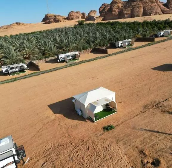 ユースホステル منتجع واحة الفريد للايواء السياحي بمدينة العلا