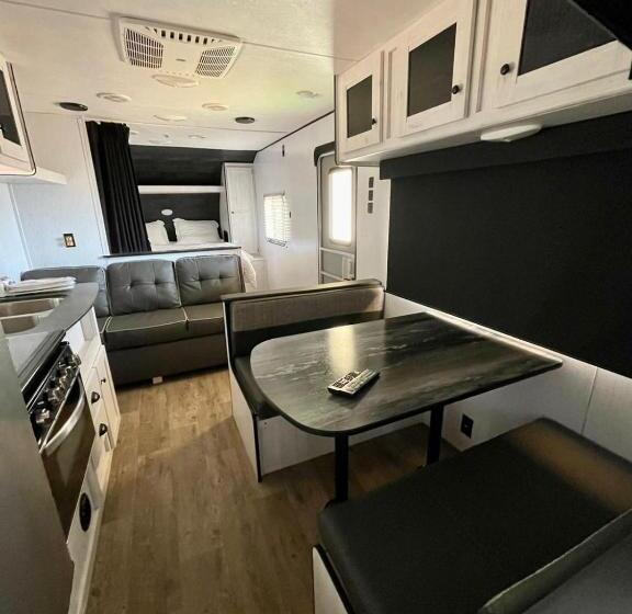 Herberge منتجع واحة الفريد للايواء السياحي بمدينة العلا