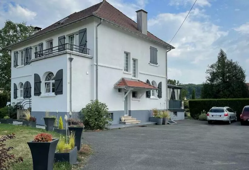 Aamiaismajoitus (B&B) Au Temps Suspendu