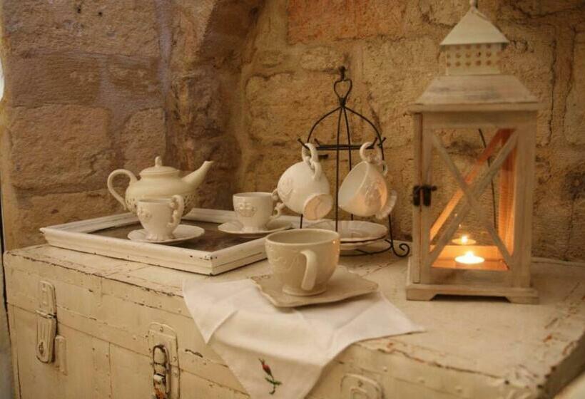 تختخواب و صبحانه Gildò