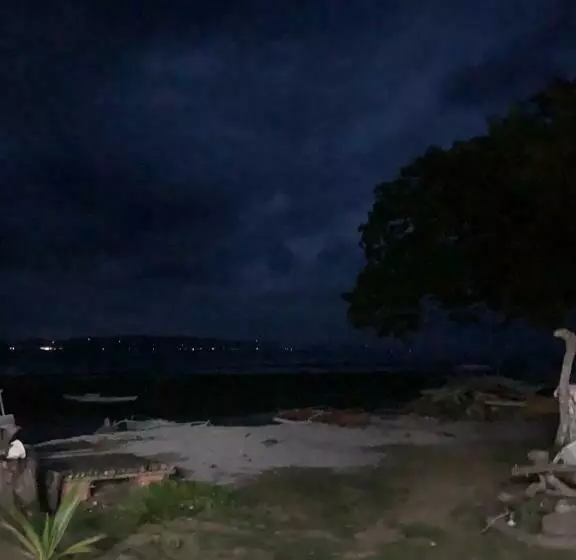 Aamiaismajoitus (B&B) Nitasnipahut Pamilacan Island