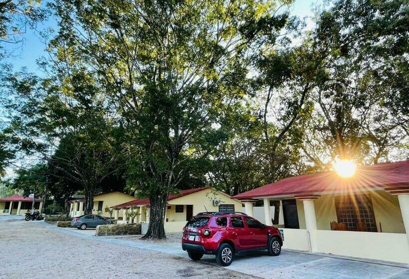 ホテル Cabañas Marisol