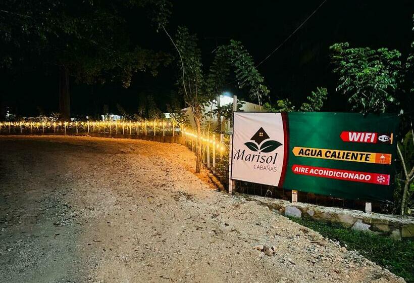 ホテル Cabañas Marisol