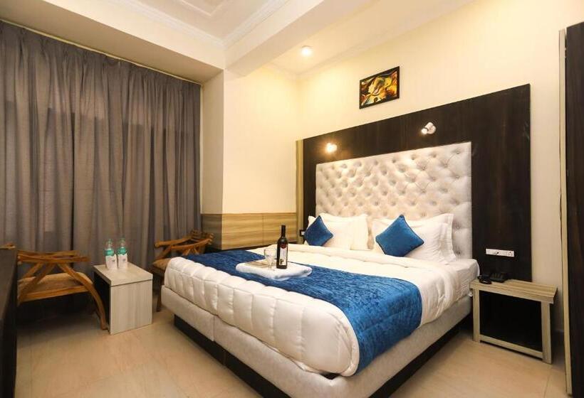 Hotel Yellow Nest Inn