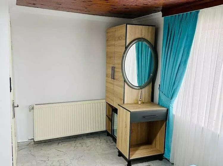 La Maison Bleue