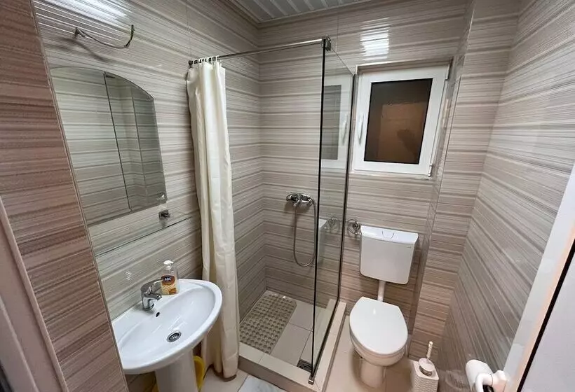 Pearl Apartments