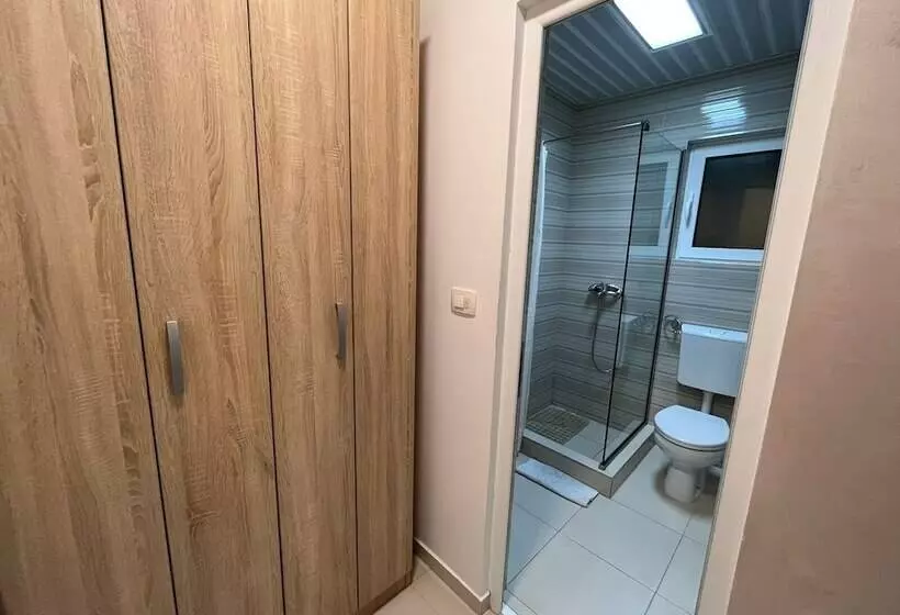 Pearl Apartments