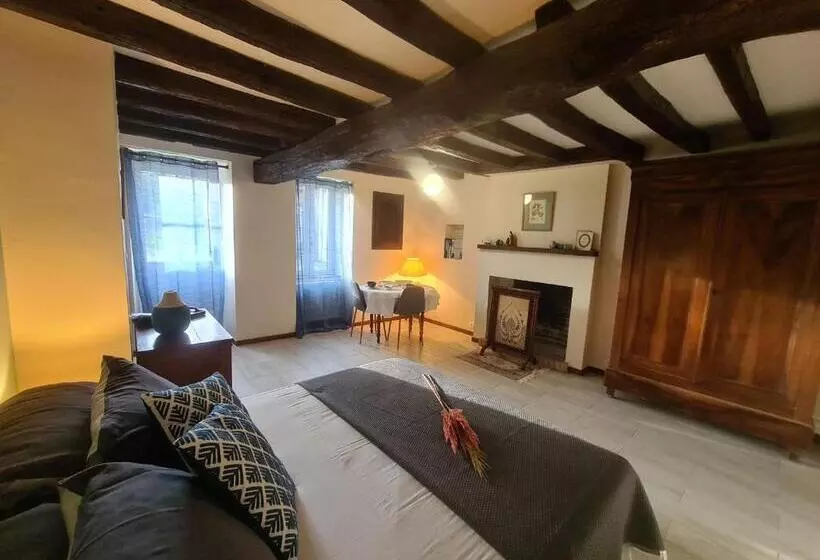 ペンション Guestroom Nohant Vic, 1 Pièce, 2 Personnes   Fr 1 591 391