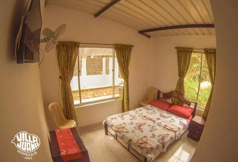 ペンション Hospedaje Y Cabañas Villa Juana