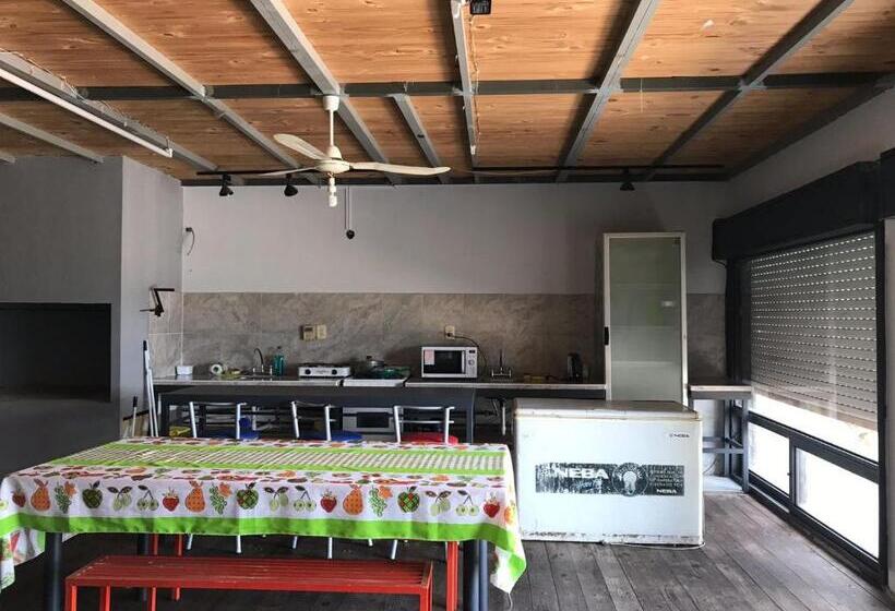 پانسیون Lapacho Hostel Salta Coliving