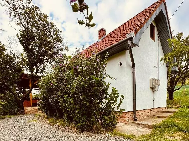 Majatalo Tenkeshegyi Házikó