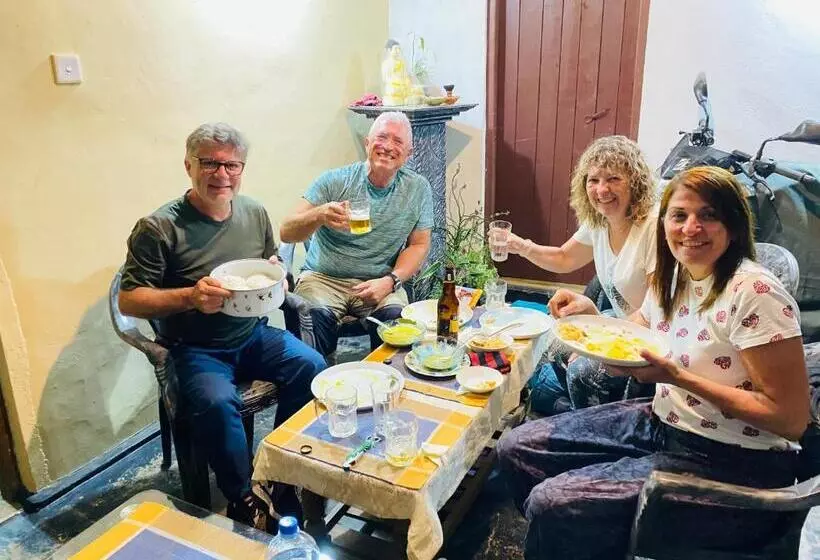 ペンション The Hutt Habarana