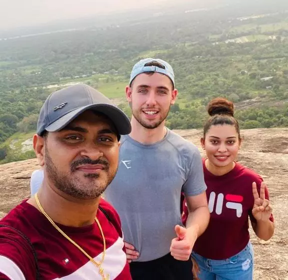 ペンション The Hutt Habarana