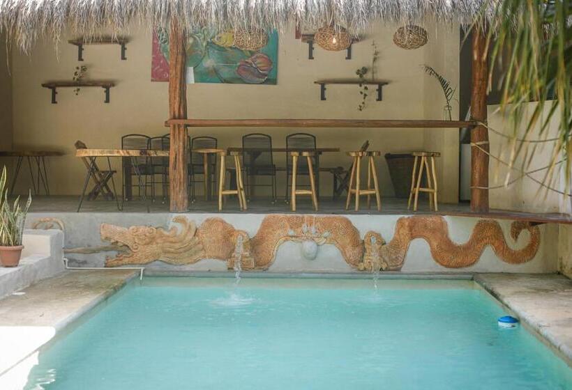 فندق Glamping Bufo Alvarius Sanctuary Bacalar