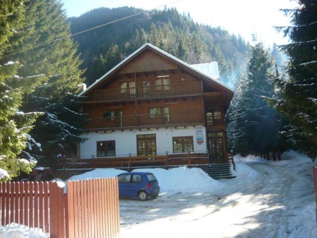 בית מלון כפרי Cabana Mija