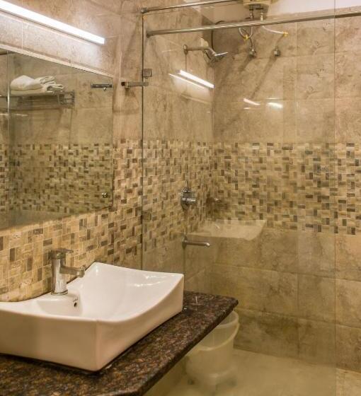 בית מלון כפרי Dee Fellows Riverside Resort