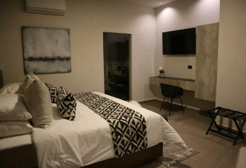 فندق Monarca San Luis Potosí