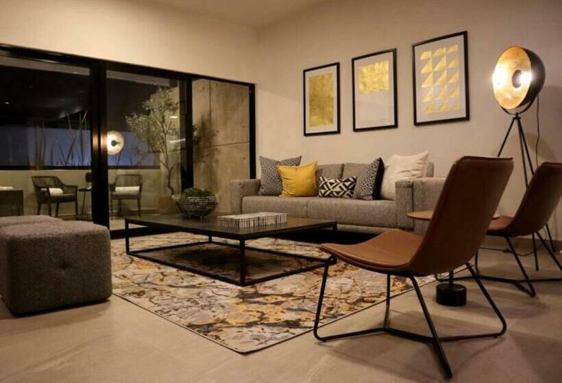 فندق Monarca San Luis Potosí