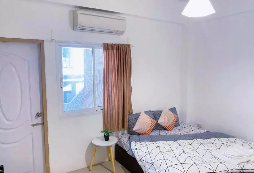 Hotelli The Sunset Bangsaen