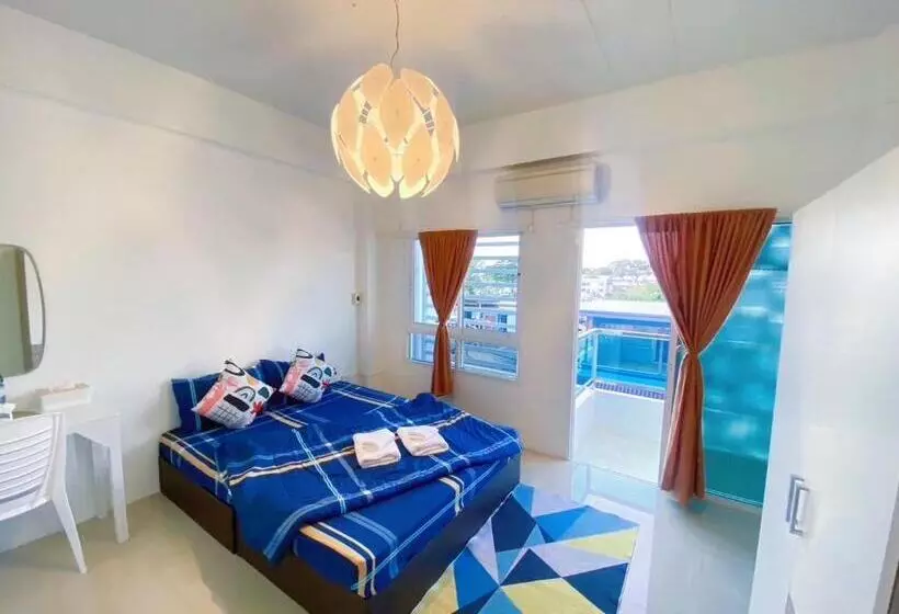 Hotelli The Sunset Bangsaen