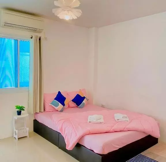 Hotelli The Sunset Bangsaen