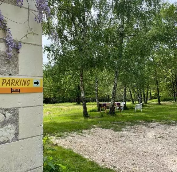 Majatalo Le Relais, La Dormance, Le Bois Dormant