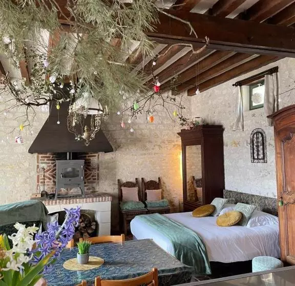 Majatalo Le Relais, La Dormance, Le Bois Dormant