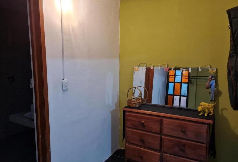 تختخواب و صبحانه Cuarto Rústico