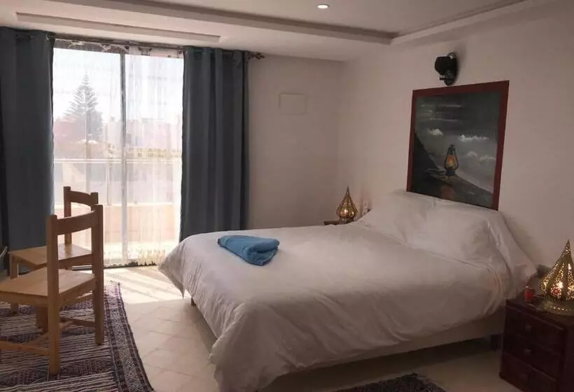 تختخواب و صبحانه Les Bains De Mirleft