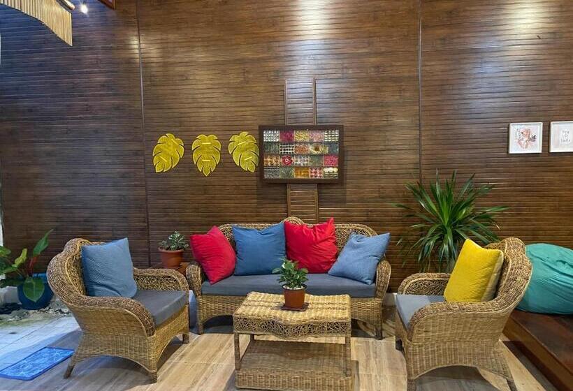 مبيت وإفطار Teteng S Apartelle