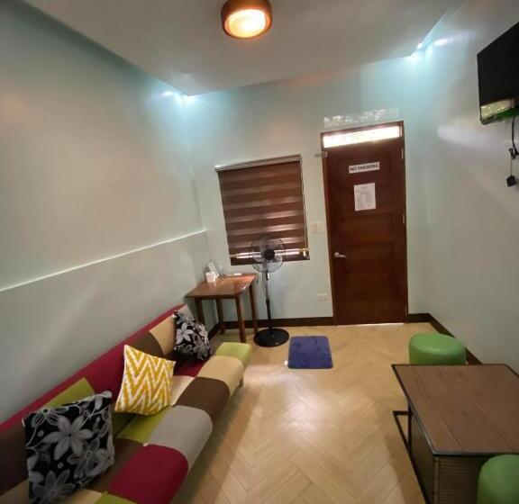 مبيت وإفطار Teteng S Apartelle