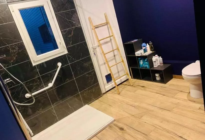 Aamiaismajoitus (B&B) Time Stops Here At Home