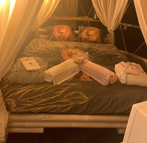 تختخواب و صبحانه Time Stops Here At Home