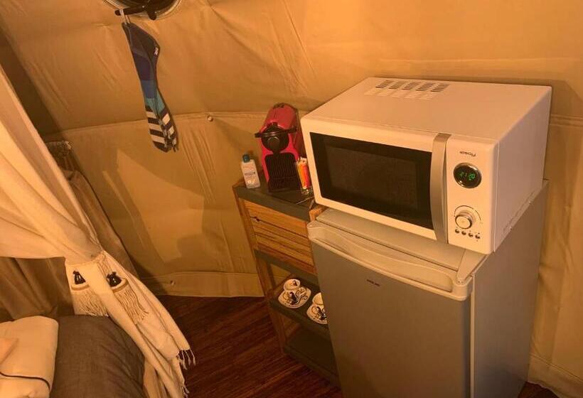 تختخواب و صبحانه Time Stops Here At Home