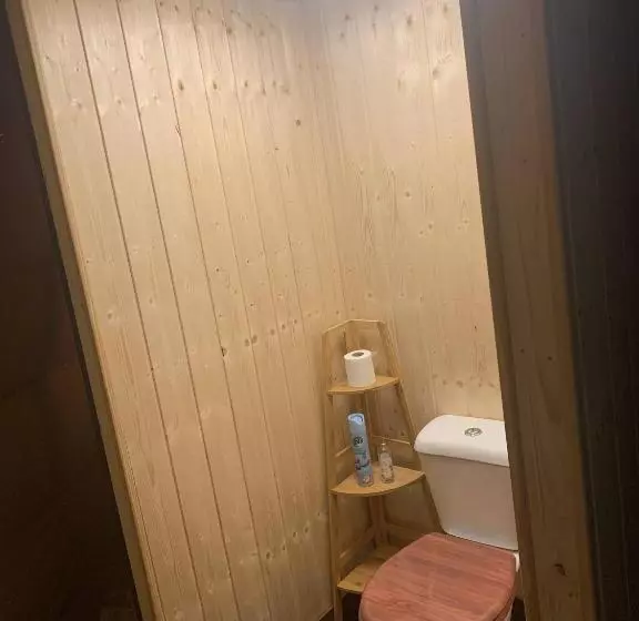 Aamiaismajoitus (B&B) Time Stops Here At Home