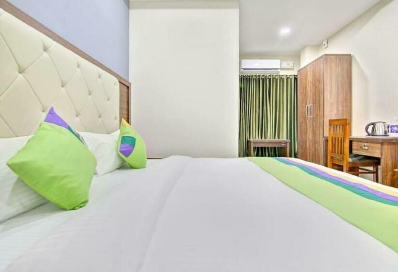 ホテル Central Inn