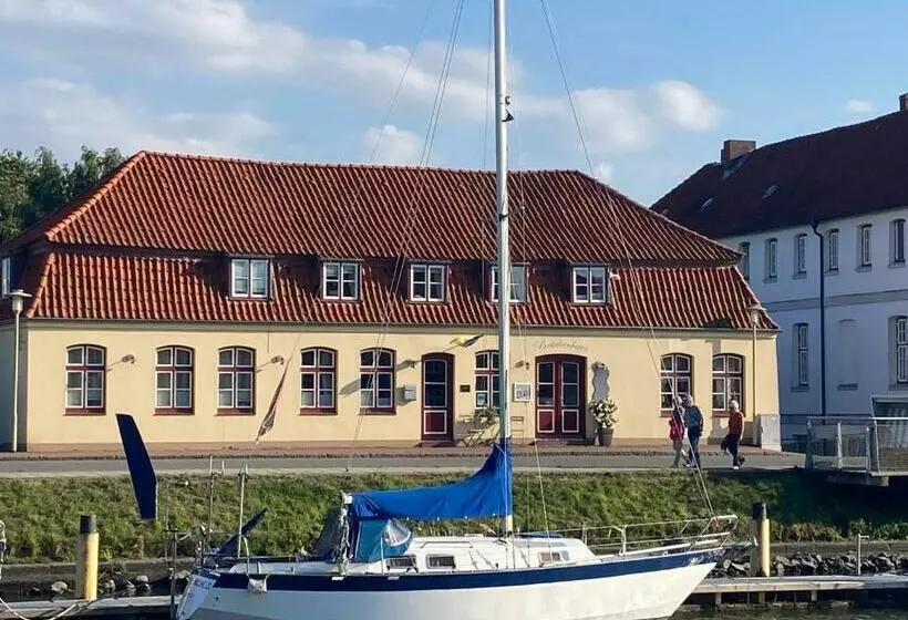 ホテル Das Brückenhaus