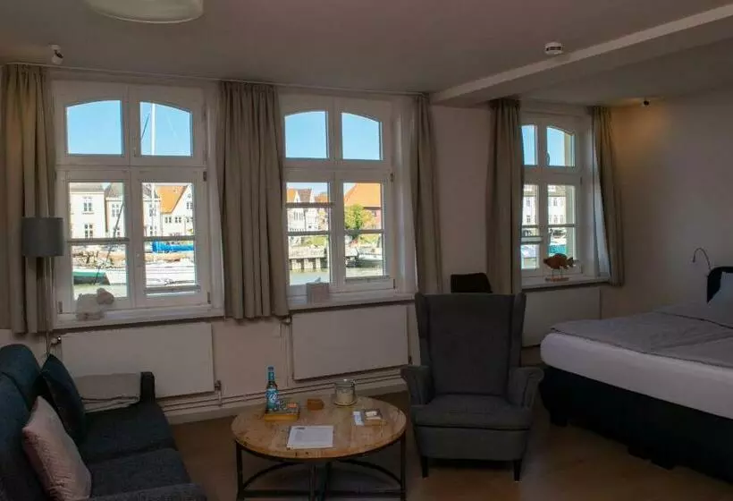 ホテル Das Brückenhaus