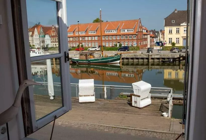 ホテル Das Brückenhaus