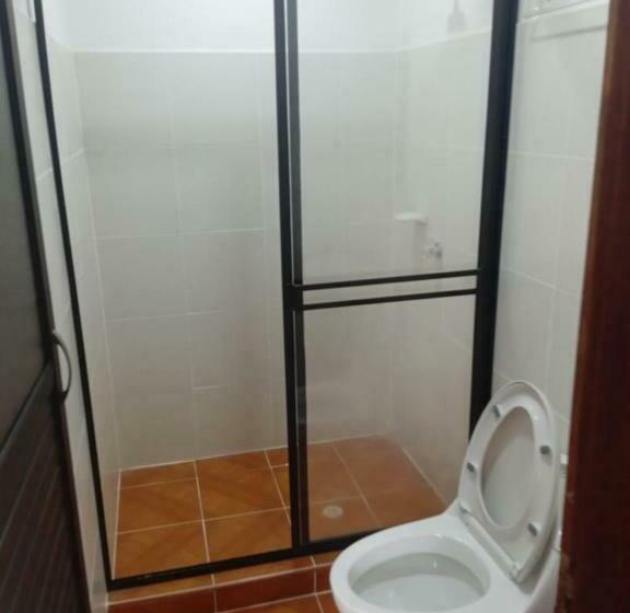 هتل Htl Campestre Aguas Vivas