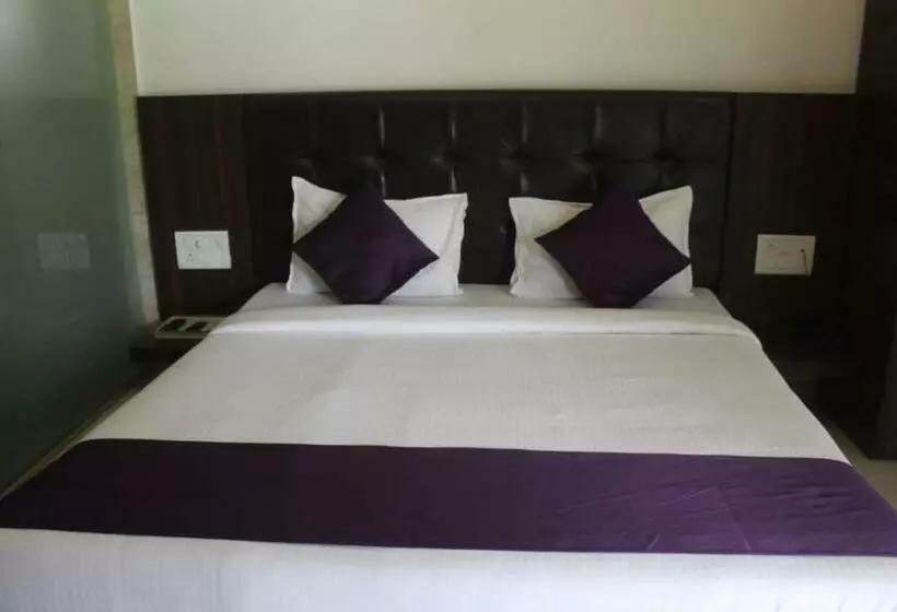 ホテル Ksc Resort, Alibaug