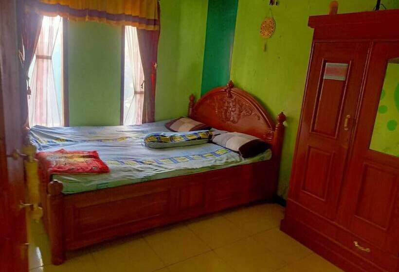 Panzió Indo Hometown