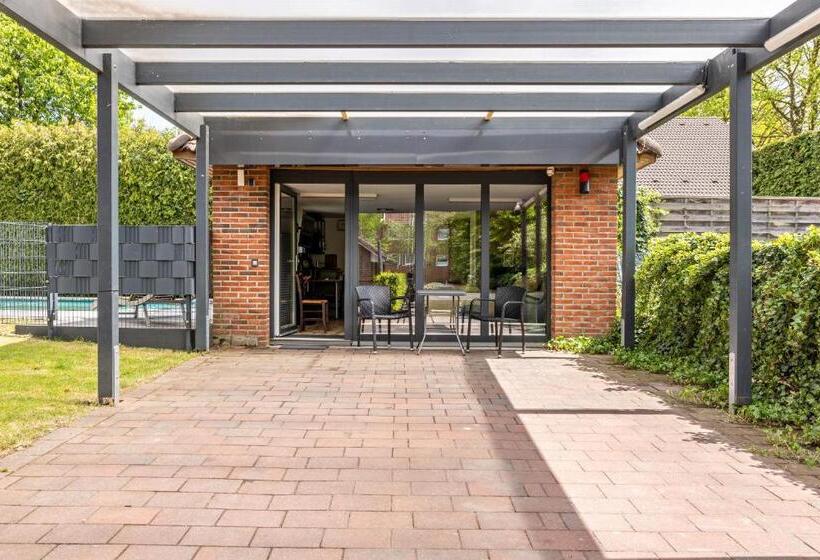 פנסיון Tinyhouse Baumann